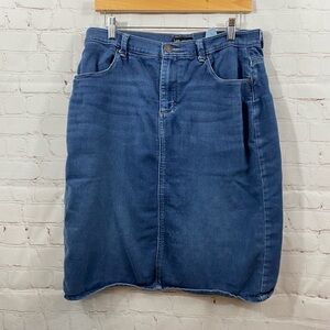 Lee Jean Skirt Womens Size 12 Blue Relax Fit 4 Pockets Casual Denim
